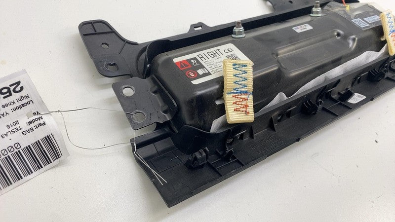 107782600D ⭕ 2017-2023 Tesla Model 3 Y Right Lower Knee Safety Airbag Module 1077826-00-D