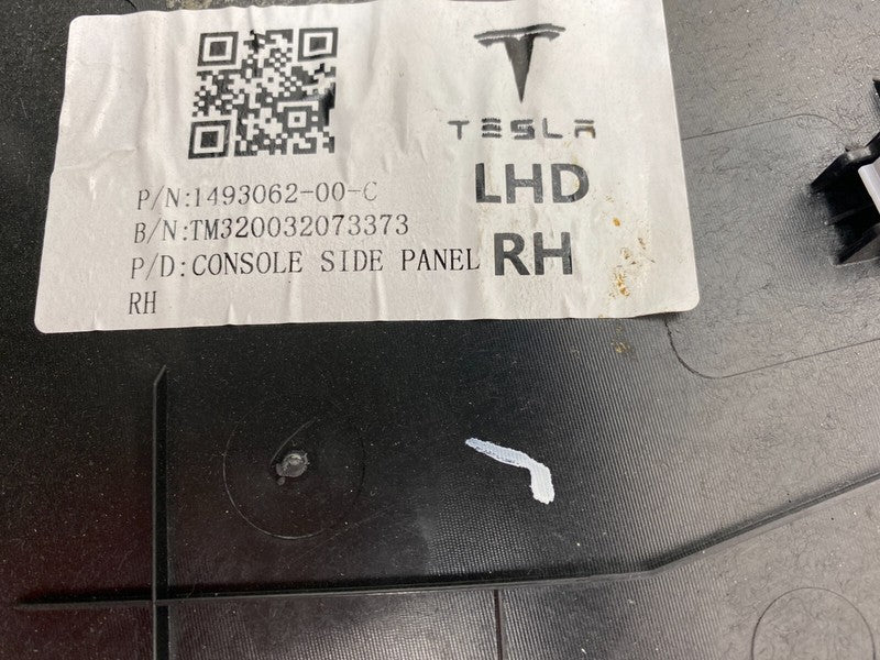 ⭕ 20-24 Model Y Left & Right Center Console Panel Trim 1493062-00-C/14