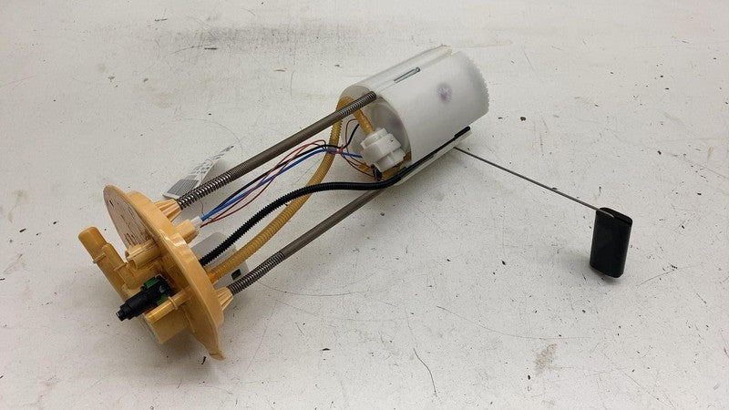 ⭕ 2014-2021 Ram Promaster 3500 3.6L Fuel Pump Assembly 52022434AC