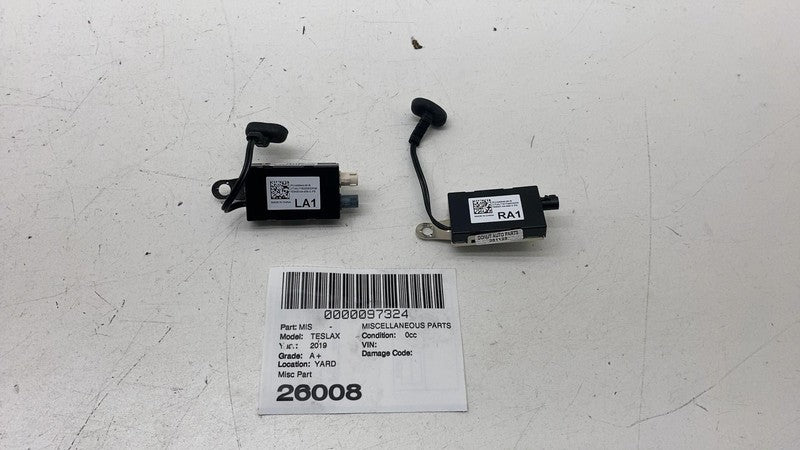 ⭕ 16-20 Model X Rear Left & Right Antenna AMP Module 1448944-00-B/1448