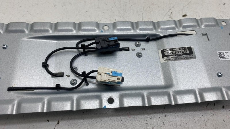 ⭕ 2022 Rivian EDV-700 Amazon Van Body Antenna Cable w/ Housing Plate P