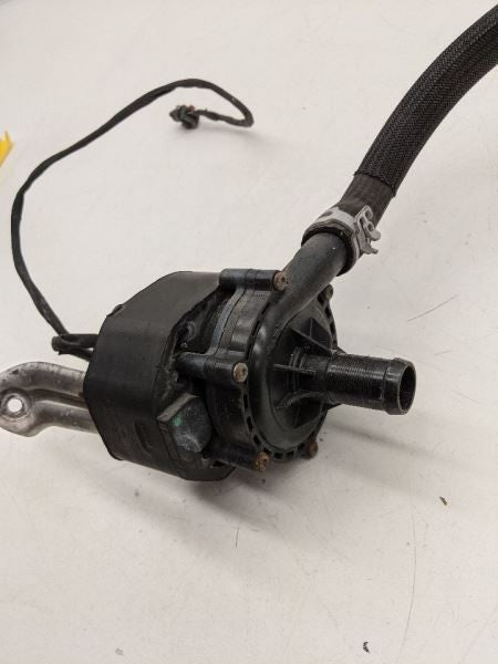 1037328 00 F ⭕16-20 Tesla Model X MX Cooling System Auxiliary Coolant Water Pump 1037328-00-F