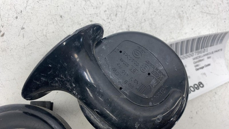 1486943-00-A ⭕ 2017-2023 Tesla Model 3 M3 High + Low Pitch Tone Horn w/ Bracket 1486943-00-A
