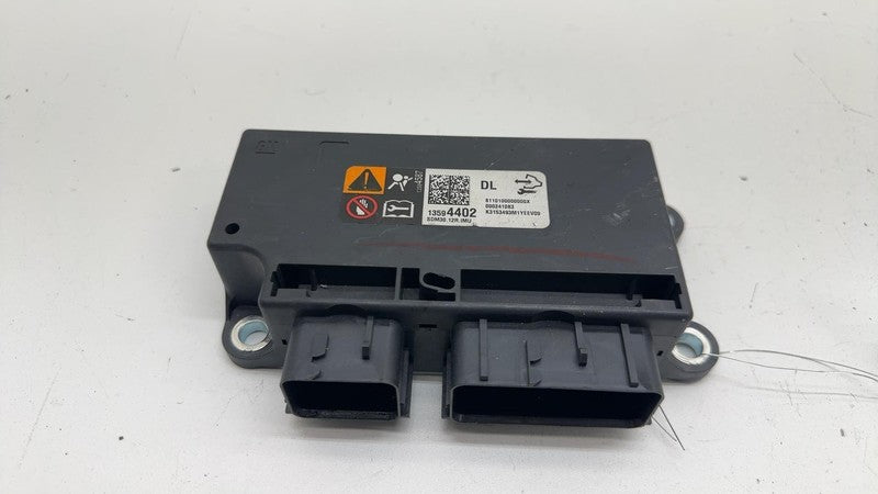⭕ 2016 Chevy Silverado 1500 Safety Restraint Computer Control Module 1