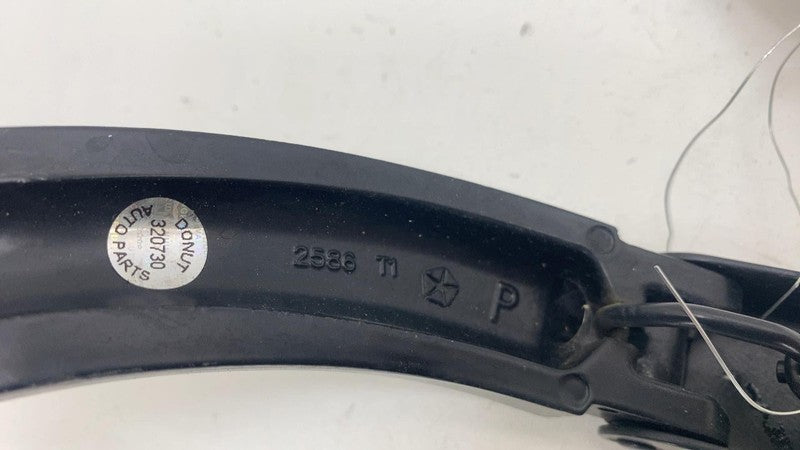 2586 T1 ⭕ 2017-2025 Chrysler Pacifica Front Passenger Side Windshield Wiper Arm Right RH