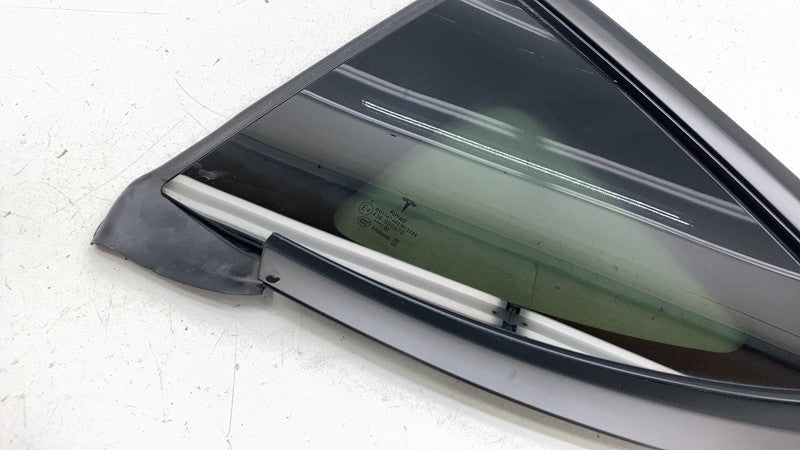 ⭕ 2020-2023 Tesla Model Y Rear Driver Side Quarter Window QTR Glass Le