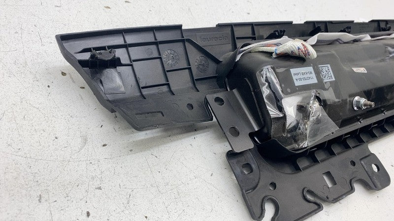 ⭕ 17-23 Tesla Model Y 3 Right Knee Airbag Passenger Safety Module 1077