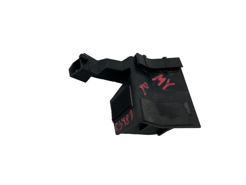 155537700B ⭕20-23 Model Y Rear Section Rocker Panel Carrier Clip Bracket Right 1555377-00-B