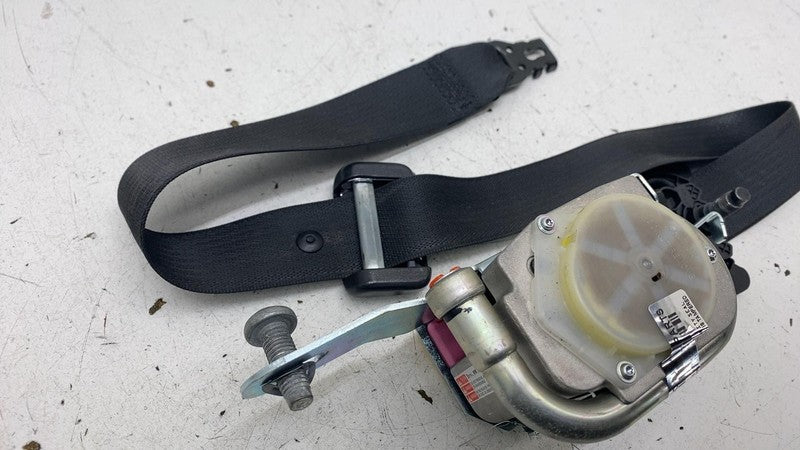 ⭕ 2016-2020 Tesla Model S Front Left 1st Row Seat Belt & Retractor 107