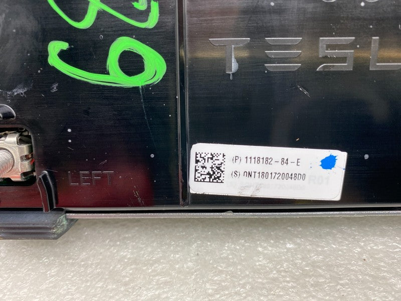 111818284E ⭕2017-2020 Tesla Model 3 Front Suspension Electrical Control Module 1118182-84-E