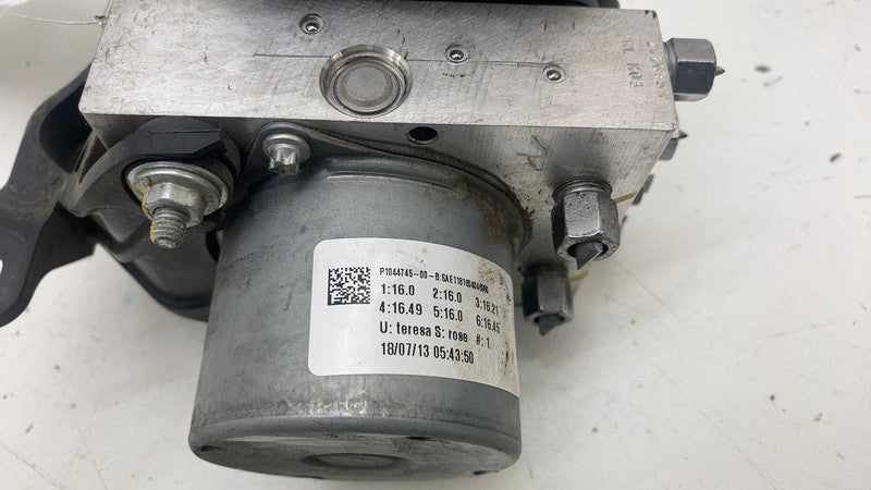 1044745-00-B ⭕ 2017-2023 Tesla Model 3 M3 Anti-Lock Brake System ABS Pump Module 1044745-00-B