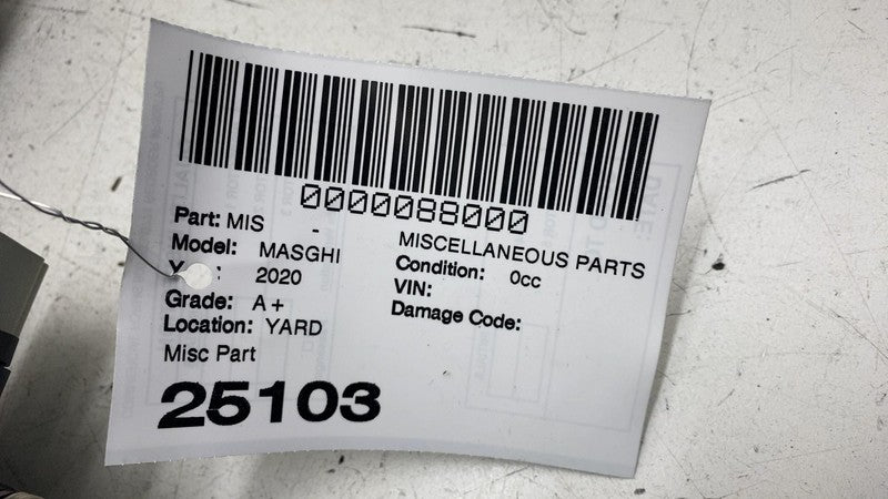 ⭕17-20 Maserati Ghibli Front Dash Storage Bin Tray Compartment Console