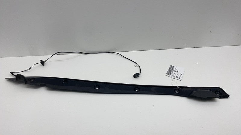 105630000D 2016-2020 Tesla Model X Rear Passenger Trunk Liftgate Pinch Sensor Cover Right