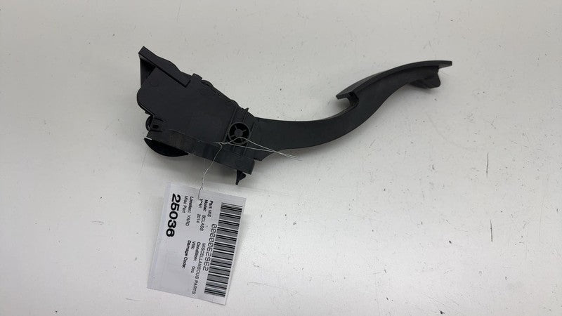 A2463001404Q6 ⭕ 13-19 Mercedes-Benz B-Class Front Driver Gas Accelerator Pedal A2463001404Q6