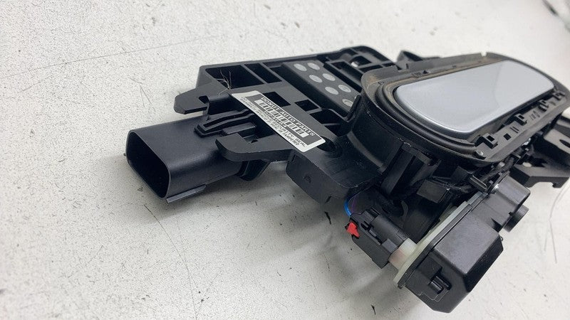 PT00002455-K ⭕ 2022-2024 Rivian R1T R1S Front Right Door Handle Silver EXP004 PT00002455-K