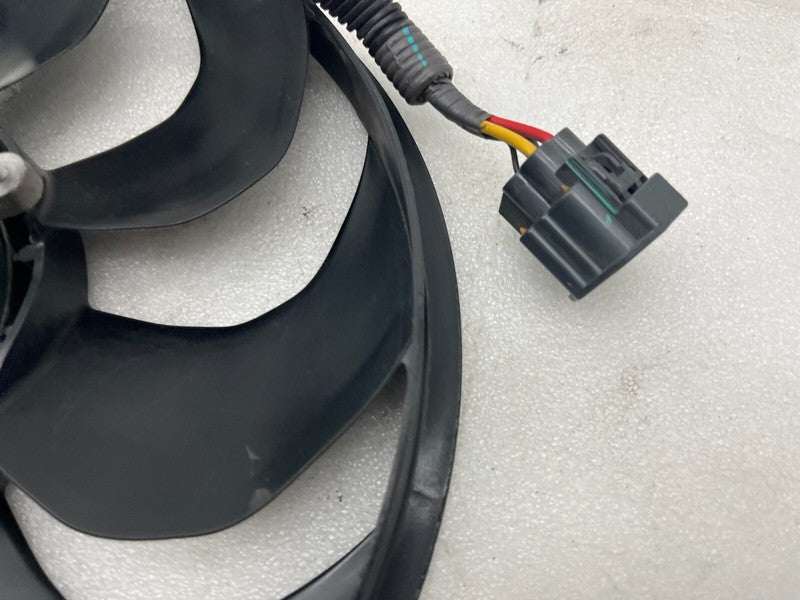 ⭕ 2017-2020 Tesla Model 3 Radiator Cooling Fan (9-Blade) w/ Motor Plug Assembly
