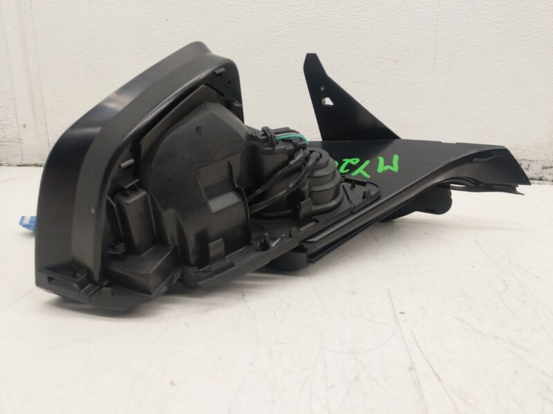 2020-2023 Tesla Model Y Right Exterior Rear View Door Mirror RH (NO SKULL CAP)