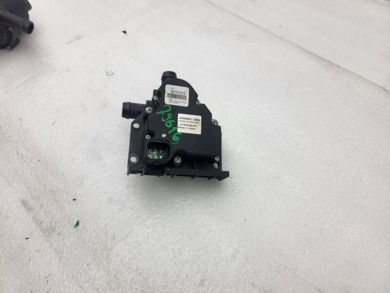 2012-2020 Tesla Model S Coolant Pump Cooling Valve Actuator 4-Way 6007370-00-B