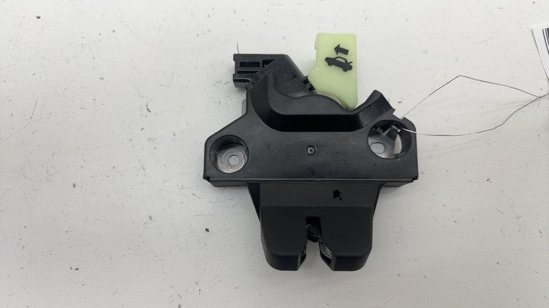 109230800D ⭕ 2017-2023 Tesla Model 3 M3 Rear Tailgate Trunk Lid Lock Latch OEM 1092308-00-D