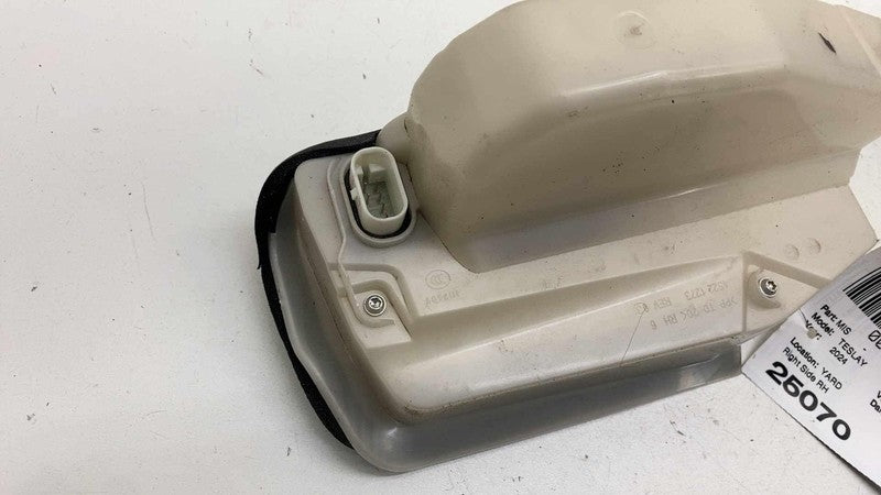 ⭕ 20-24 Model Y Rear Passenger Side Door Lock Latch Actuator Right 150