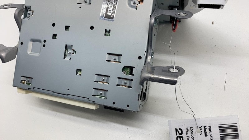 8614010020 ⭕18-19 Toyota C-HR Dash Display Screen Monitor Radio Receiver Module 86140-10020