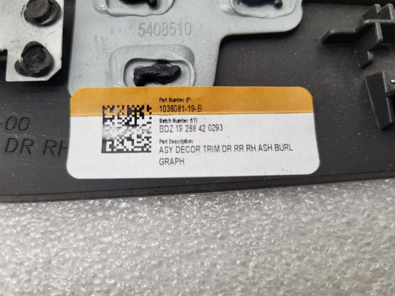 103608100 ⭕ 2016-2020 Tesla Model X MX Rear Right Door Trim Mold Card Molding 1036081-00