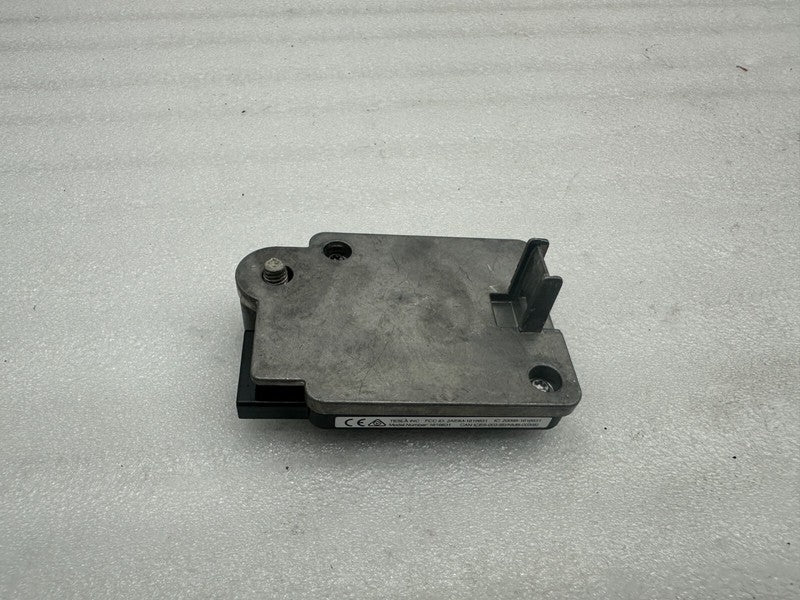 1607917 00 G ⭕ 16-25 Tesla Model S Interior Distance Radar Sensor Control Module 1607917-00-G