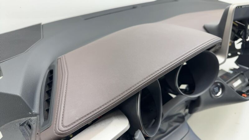 55401-10290-C0 ⭕ 2018-2019 Toyota C-HR Dash Dashboard Panel Assy (Black LB20) 55401-10290-C0