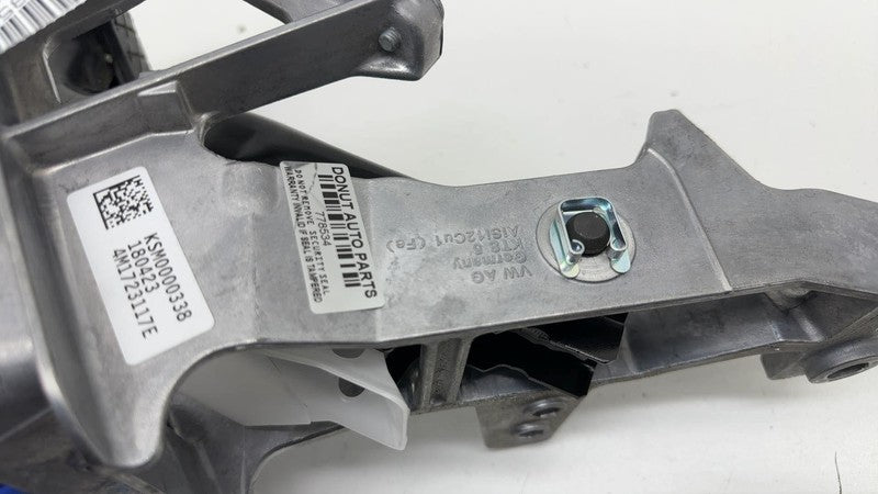4M1.723.117.E ⭕ 2018-2024 Porsche Cayenne Brake Foot Stop Pedal w/ Mount Bracket 4M1723117E