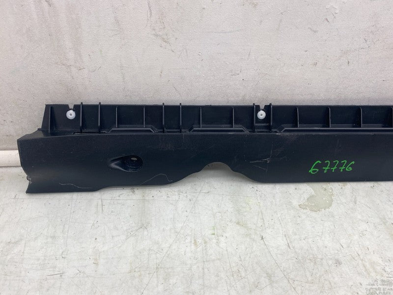 1497745 00 B ⭕ 20-23 Model Y Right Skirt Rocker Molding Panel Carrier Bracket RH 1497745-00-B
