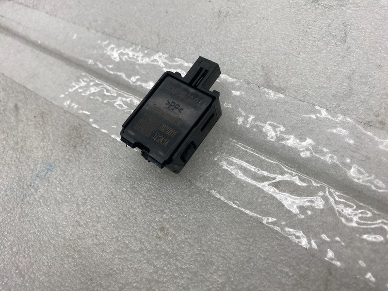 161432303B ⭕ 21-23 Model S X Lamp Puddle Trunk Trim Cover Console Armrest Bin 1614323-03-B