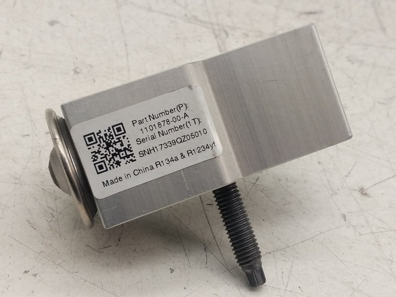 1101878 00 A ⭕ 17-23 Model 3 A/C HVAC Air Conditioner Heater Core Valve Sensor 1101878-00-A