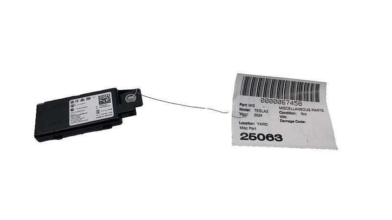 ⭕ 24-25 Tesla Model 3 M3 Interior End Point Module Booster Assembly 17