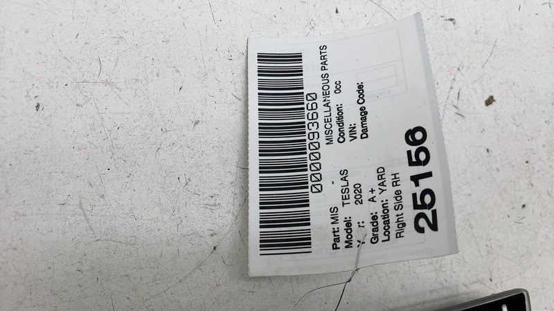 ⭕ 2016-2020 Tesla Model S Right B-Pillar Glass Applique & Camera RH 10