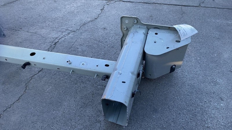 PT00780851J ⭕ 2025 Rivian R1S Front Left & Right Horn Apron Rail Structural Cutout Assembly