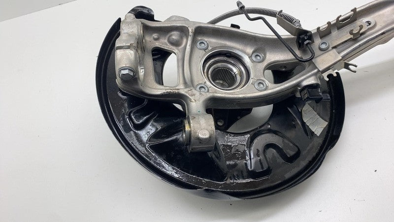 9Y0 407 241 C ⭕ 19-24 Porsche Cayenne Front Left Spindle Knuckle Hub w/ Dust Shield 9Y0407241C