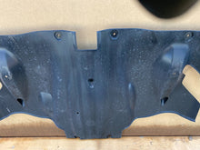 ⭕ 17-23 Model 3 Y Rear Under Body Aero Splash Shield Guard Cover 1498771-00-E