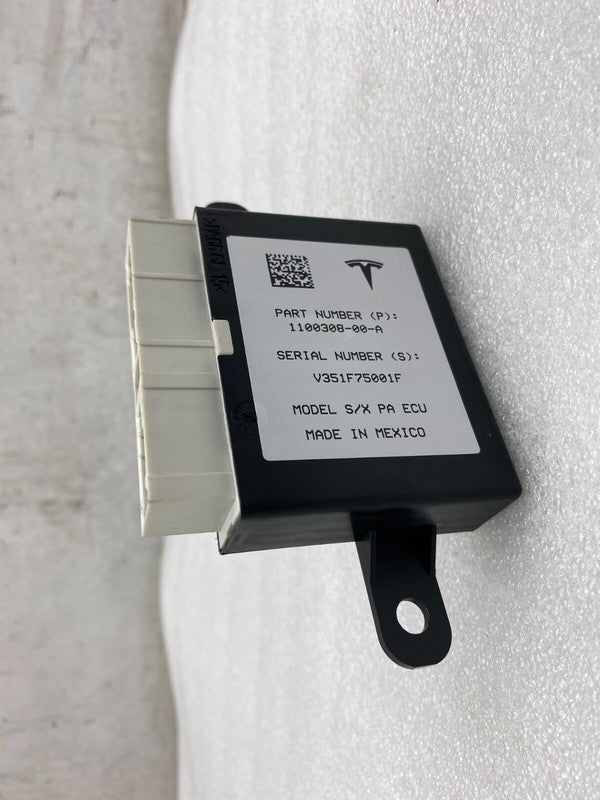 1100308 00 A ⭕16-20 Tesla Model S X Park Brake Parking Assist Control ECU Module 1100308-00-A