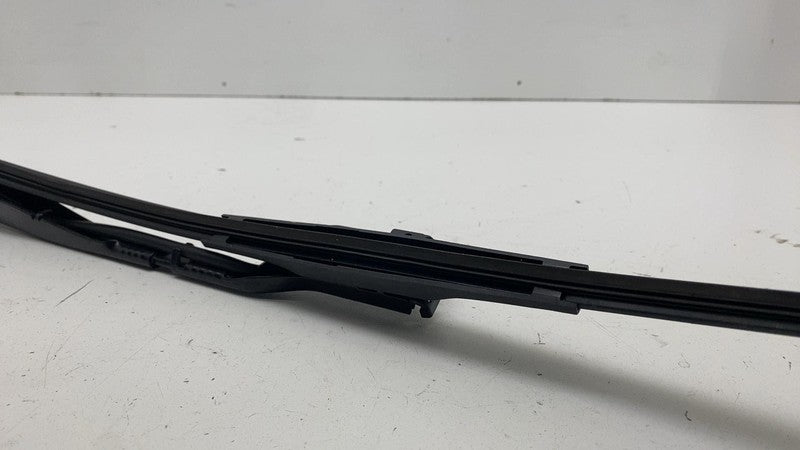 ⭕ 21-23 Polestar 2 Front Driver Side Windshield Wiper Arm & Blade Left