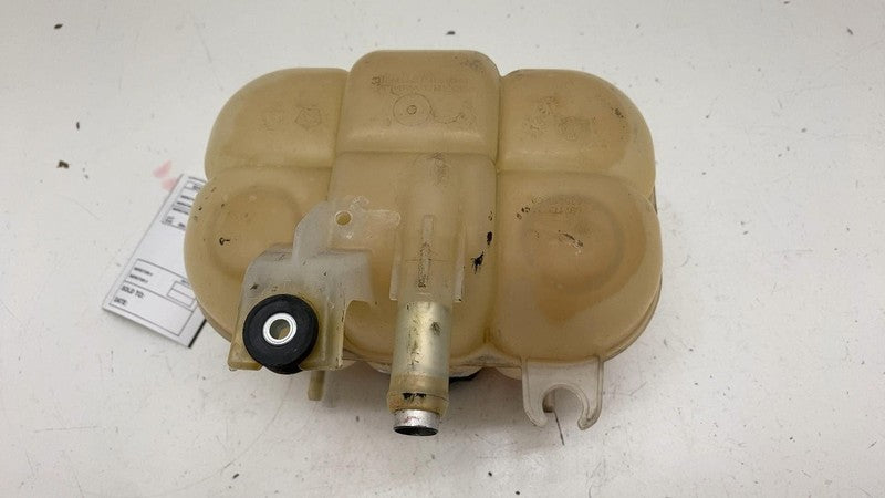 68249136AA ⭕17-25 Chrysler Pacifica Coolant Overflow Expansion Reservoir Tank Bottle w/ Cap