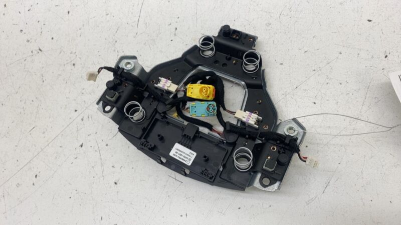 1036774-00-C 2012-2020 Tesla Model S MS X MX Steering Wheel Retainer Plate Bracket Assembly