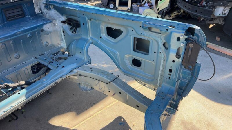 ⭕2022-2024 Rivian R1T Rear Quarter Panel Left & Right Structural Cut Blue EXP007