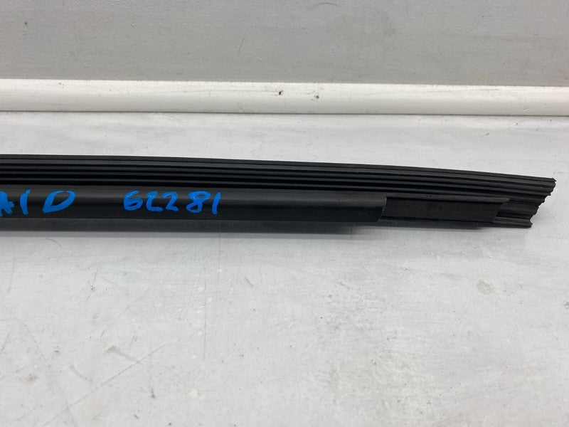 ⭕ 21-24 Model S Front Passenger Side Door Window Inner Belt Rubber Seal Right RH