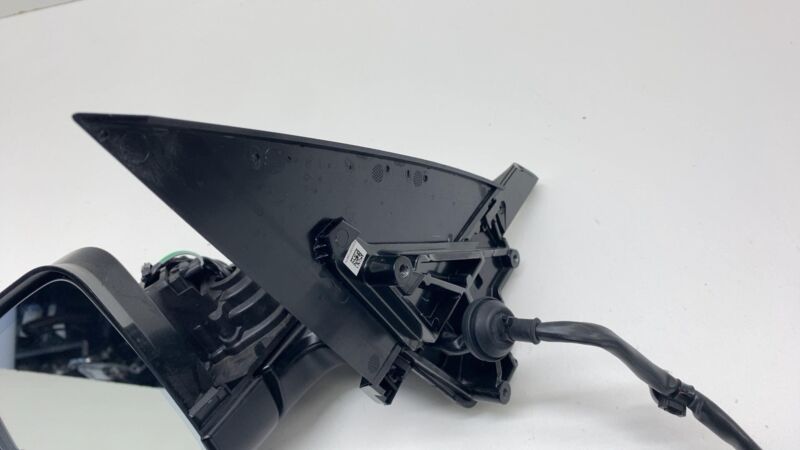2020-2024 Tesla Model Y MY Left Exterior Rear View Door Mirror RH (NO SKULL CAP)