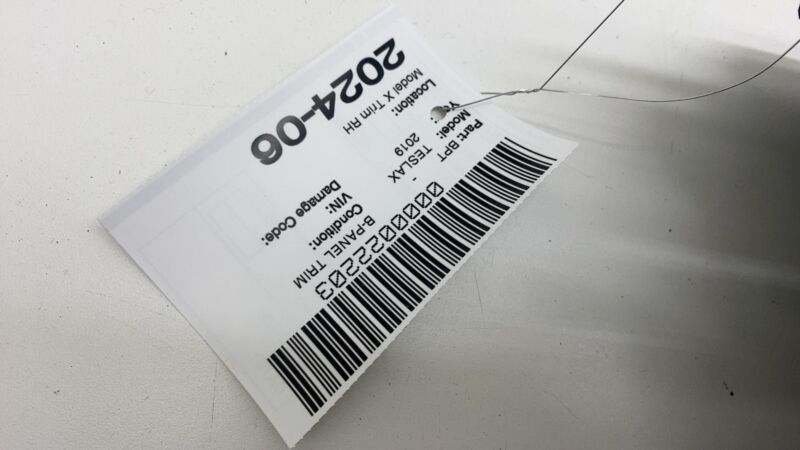 103595494D ⭕16-20 Model X Passenger Side B-Pillar Upper Trim Cover Panel Right 1035954-94-D