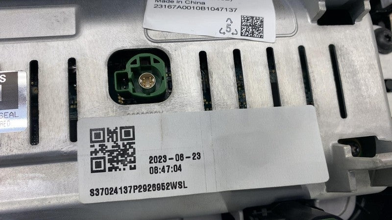 ⭕ 2022-2024 Rivian R1T Rear Center Console Climate Control Monitor PT0