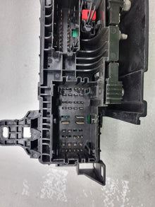 ⭕ 16-20 Model S Front Trunk Frunk Engine Bay Fuse Box 12V + Cover 1034405-00-F