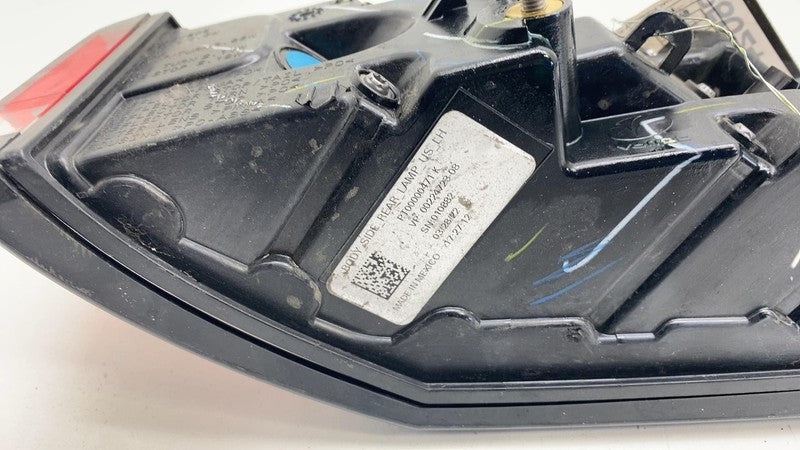 PT00000471-K ⭕ 22-24 R1S R1T Rear Driver Side Outer Taillight LED Tail Lamp Left PT00000471-K