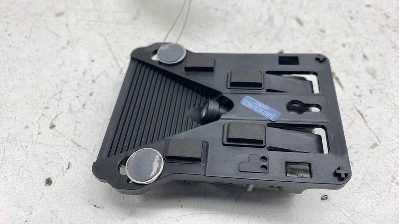 ⭕ 20-25 Chrysler Pacifica Front Windshield Lane Departure Keep Camera 