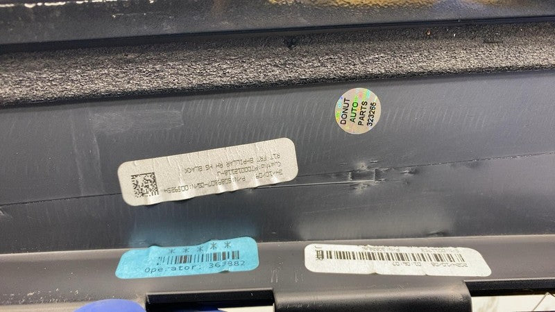 PT00012118-J ⭕ 2022-2025 Rivian R1S Front Right Side Door Moulding Trim Panel PT00012118-J